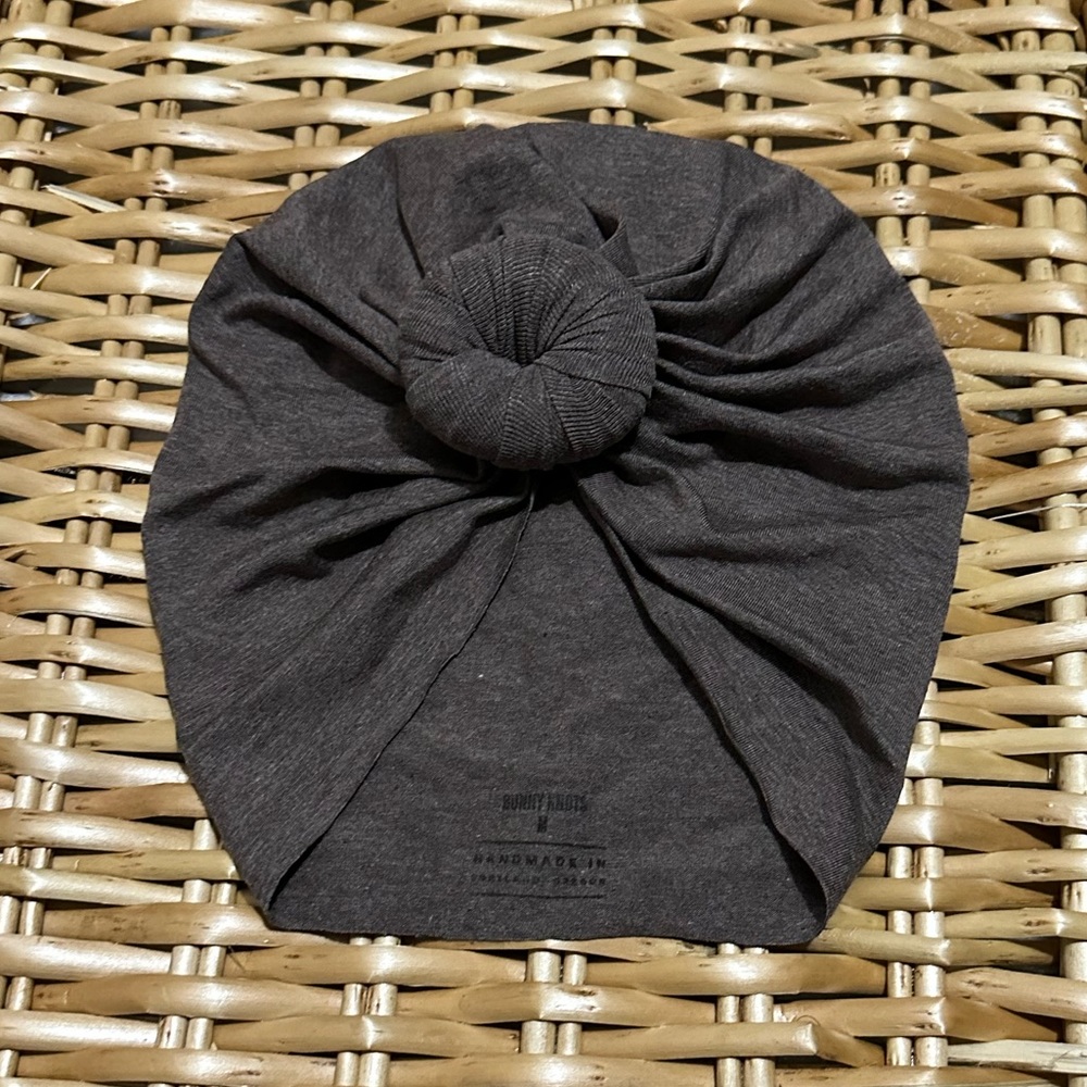 BUNNY KNOTS TURBAN: deep brown